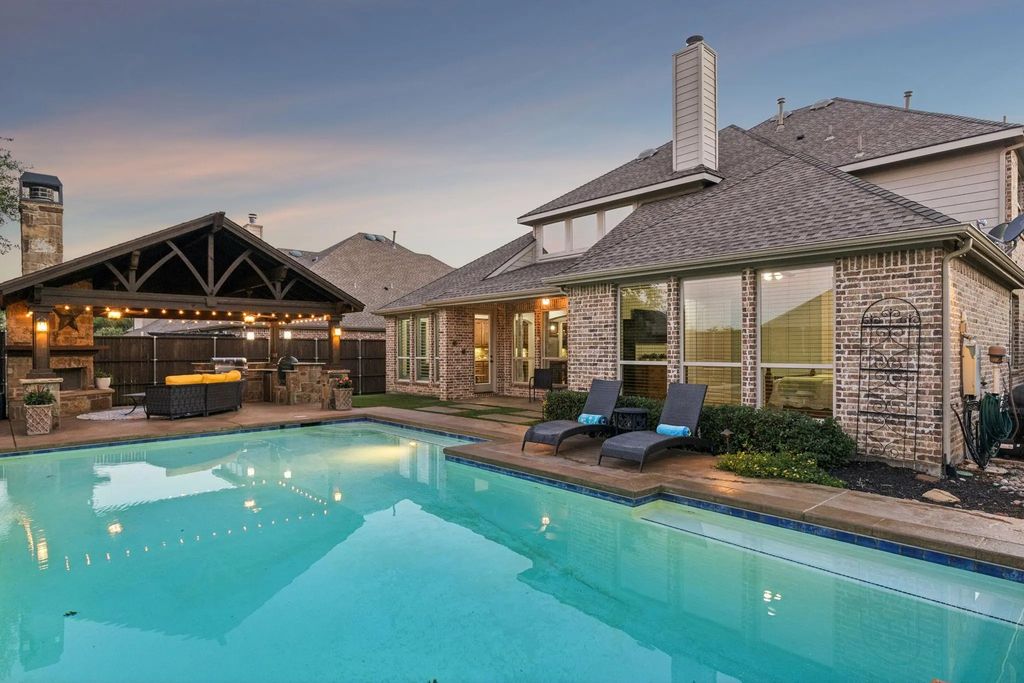 6208 Prairie Hill Lane, Flower Mound