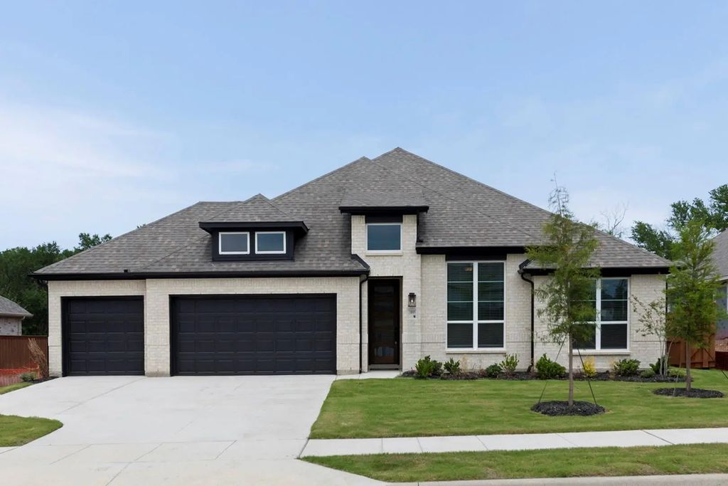 3809 Maize Avenue, Heartland