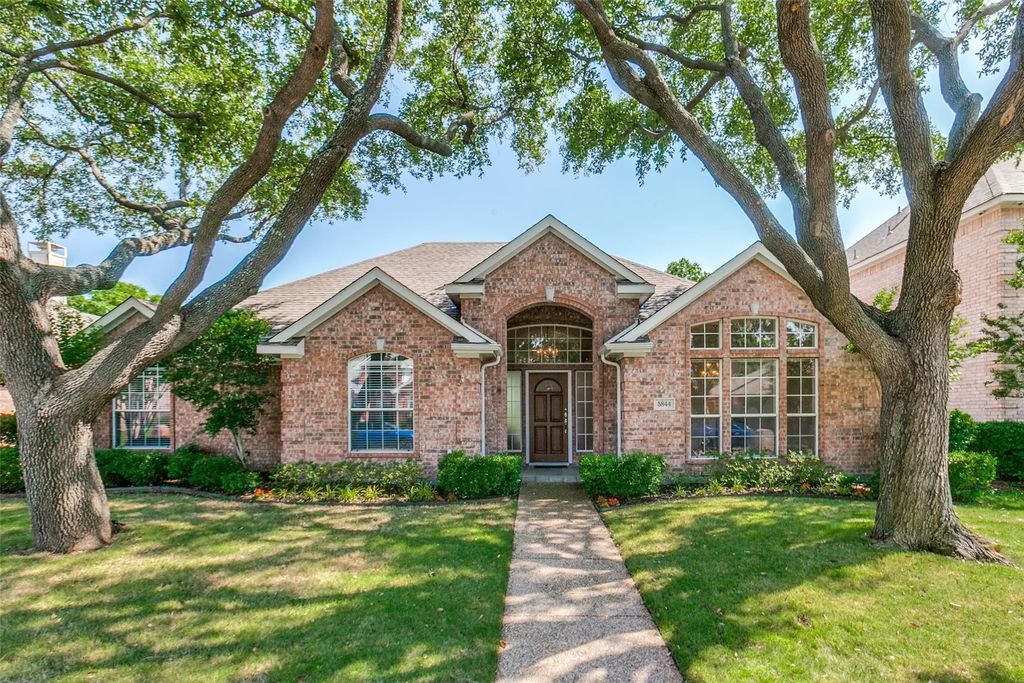 5844 Willow Wood Lane, Dallas