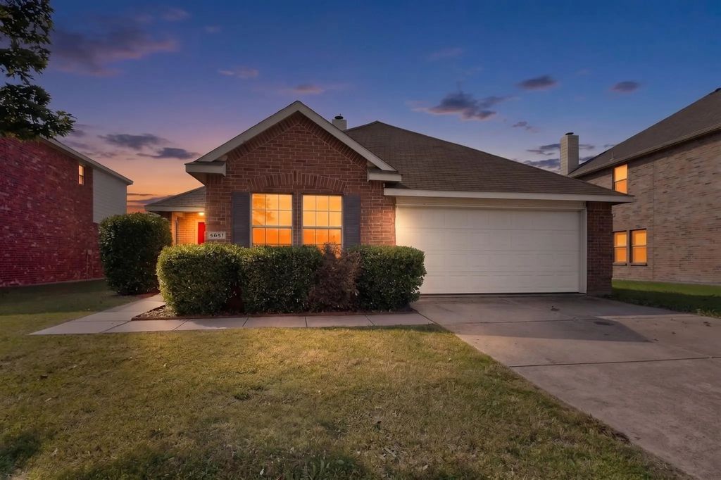 5651 Lincolnwood Drive, Prosper