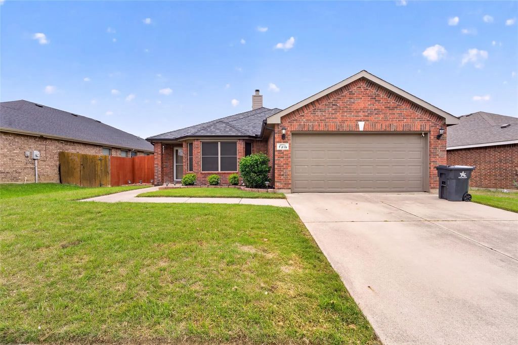 7315 Fossil Creek Drive, Arlington