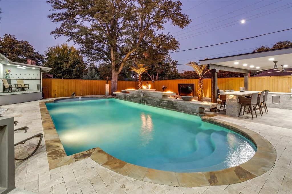 6566 Ridgeview Circle, Dallas