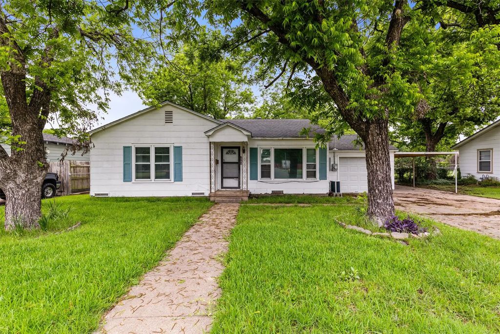 2700 Briarwood Lane, Bellmead