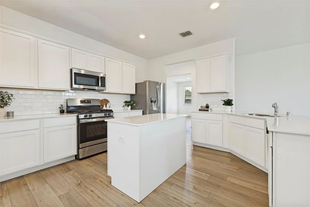 3305 Cardinal Flower Place, McKinney