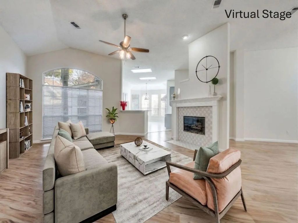214 Jennifer Lane, Arlington