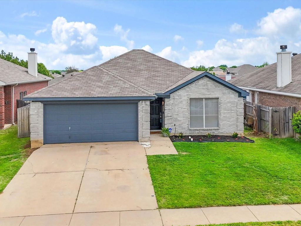 7509 Fallen Trail, Fort Worth