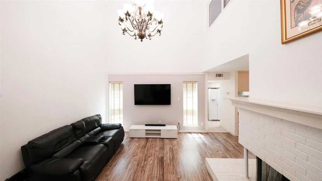 2808 Ursa Circle, Garland