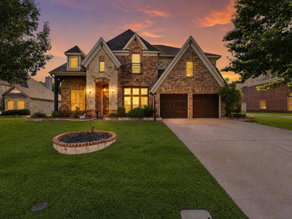 2018 Spring Creek Drive, Midlothian