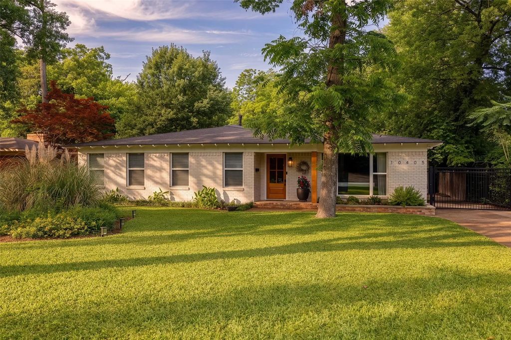 10405 Lake Gardens Drive, Dallas