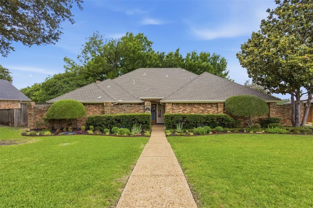 606 Stonebridge Circle, Rockwall