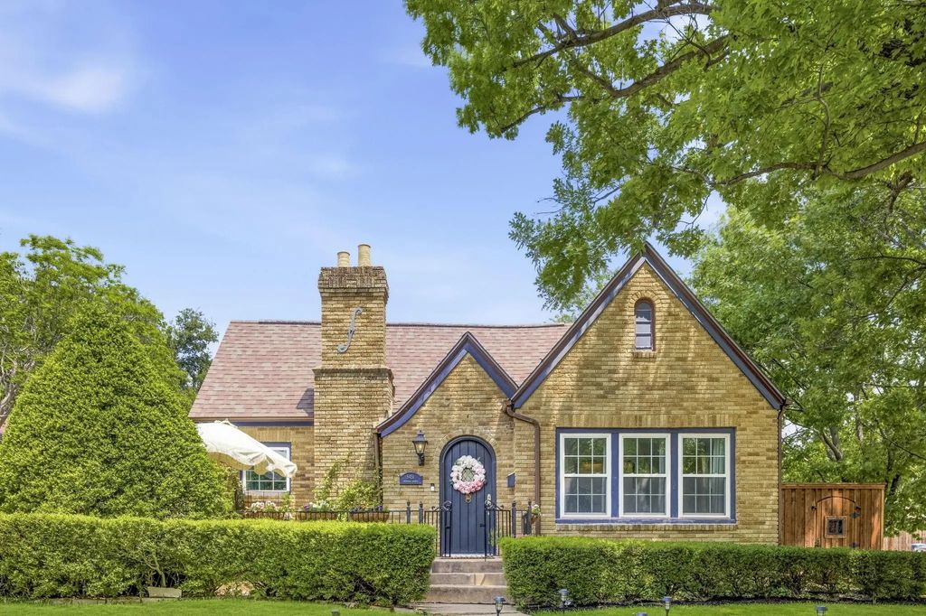 5451 Merrimac Avenue, Dallas
