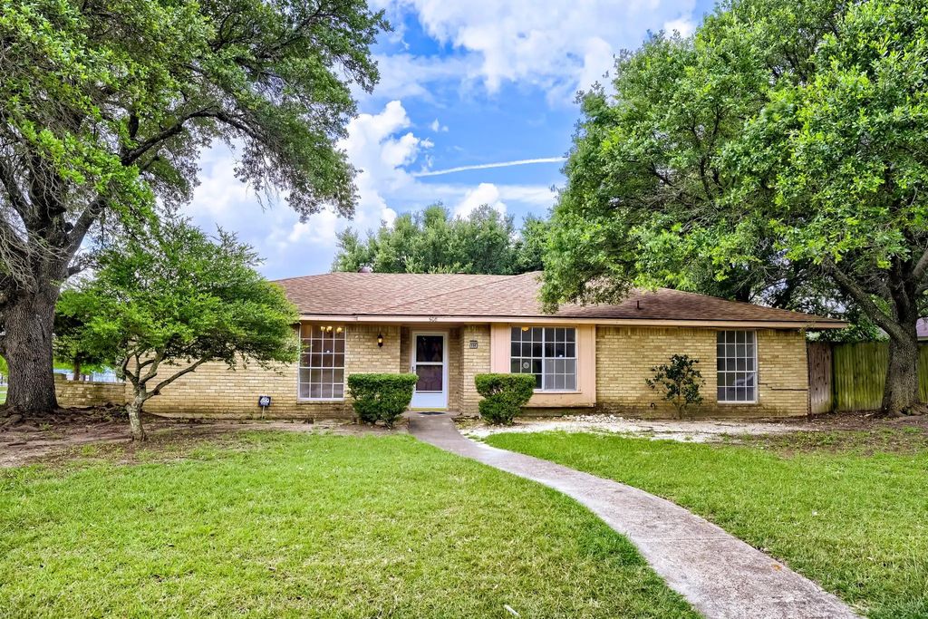 508 Stony Creek Drive, DeSoto