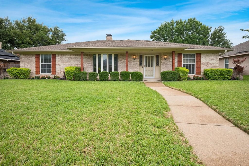 319 High Brook Drive, Richardson