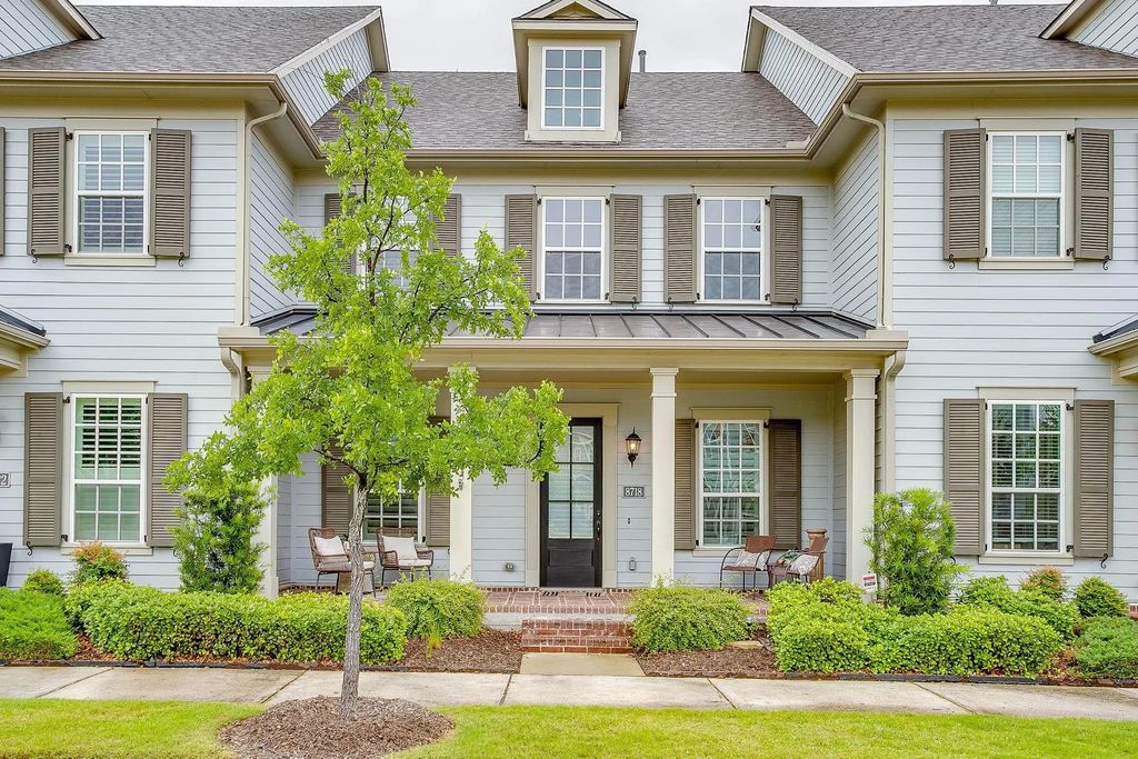 8718 Mangham Street, North Richland Hills