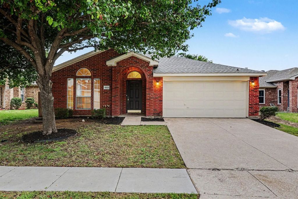 1022 Port Isabel Drive, Little Elm