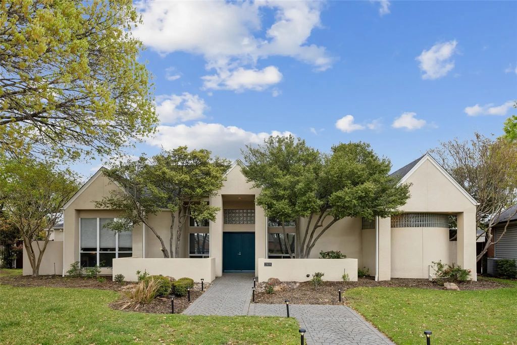 3908 Cobblers Lane, Dallas