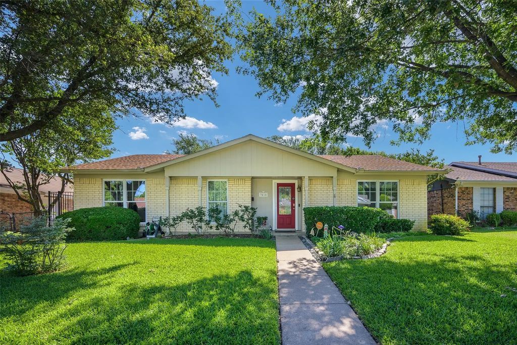 3510 Cheyenne Trail, Garland