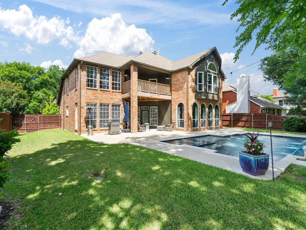 5612 Lafayette Drive, Frisco
