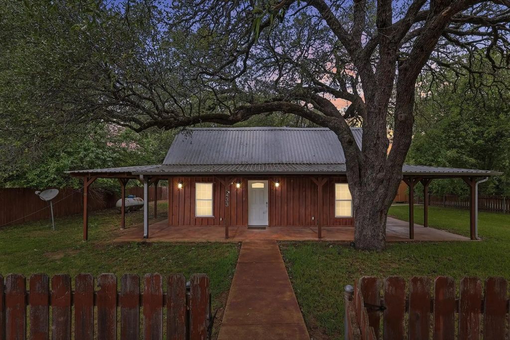 433 Hobson Bend Road, Weatherford
