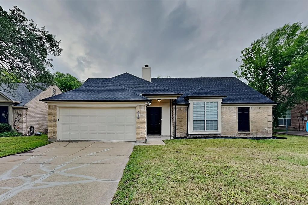8018 Blackfin Drive, Rowlett