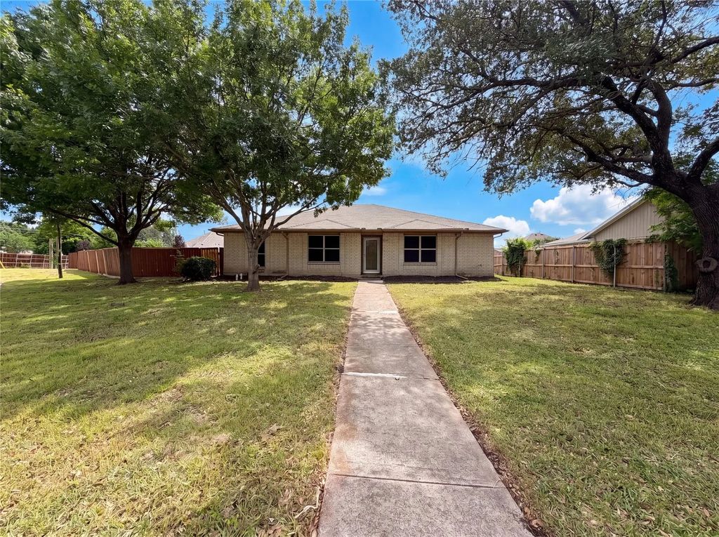5410 Vagas Drive, Rowlett