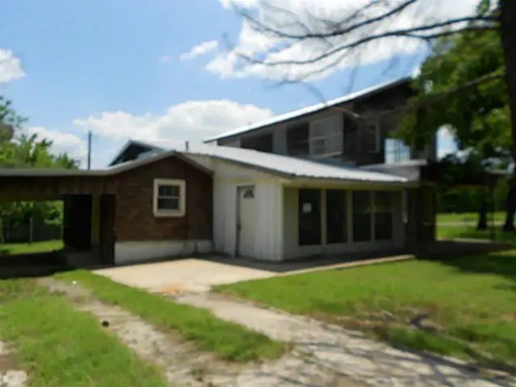 401 Vista Oaks, West Tawakoni