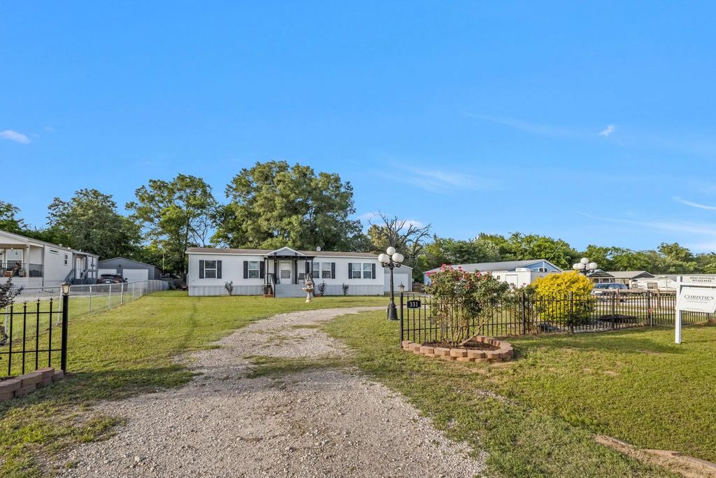331 Little River Bend, Quitman