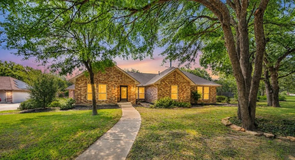 1093 Sunrise Drive, Keller