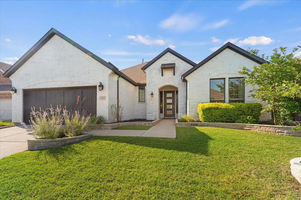 1632 Seashore Avenue, Celina