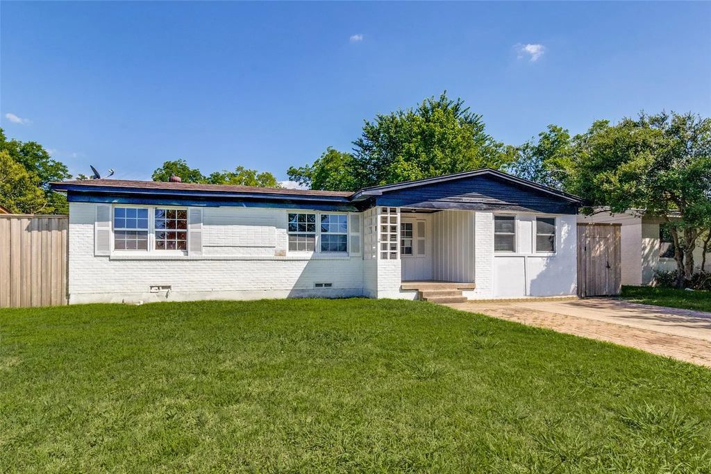 10932 Dunaway Drive, Dallas