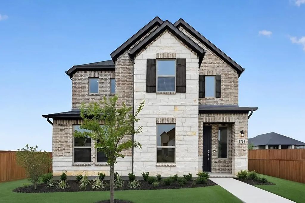 1728 Goodnight Trail, Celina