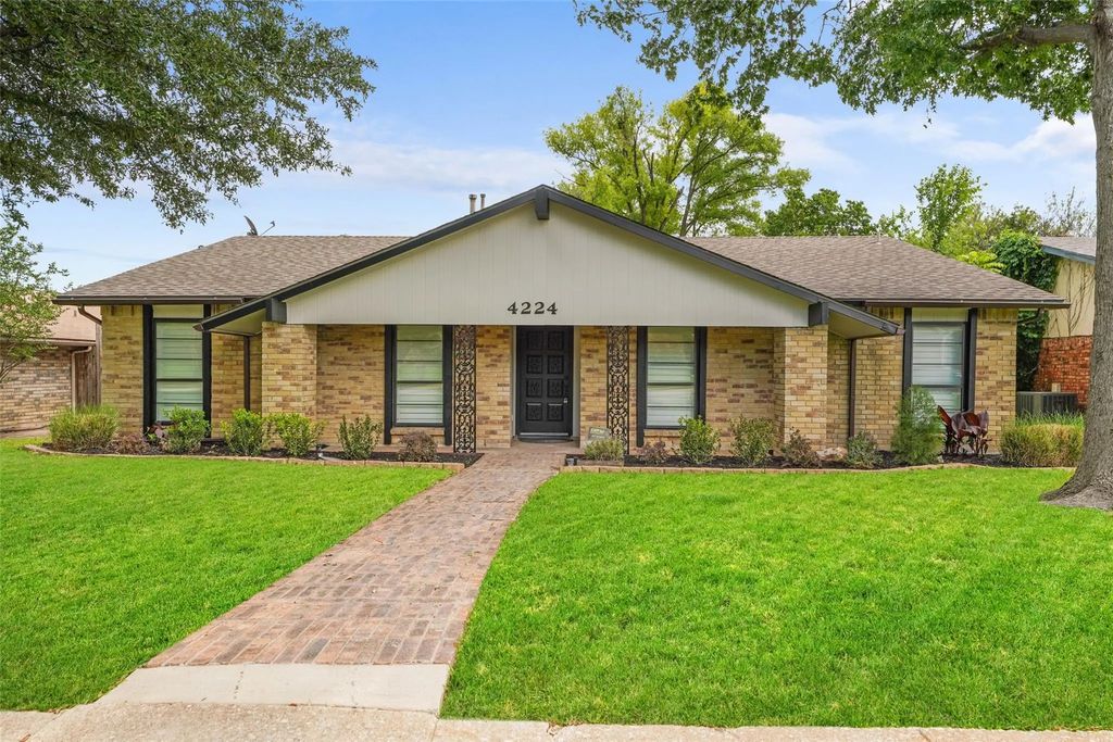 4224 Crestover Drive, Mesquite