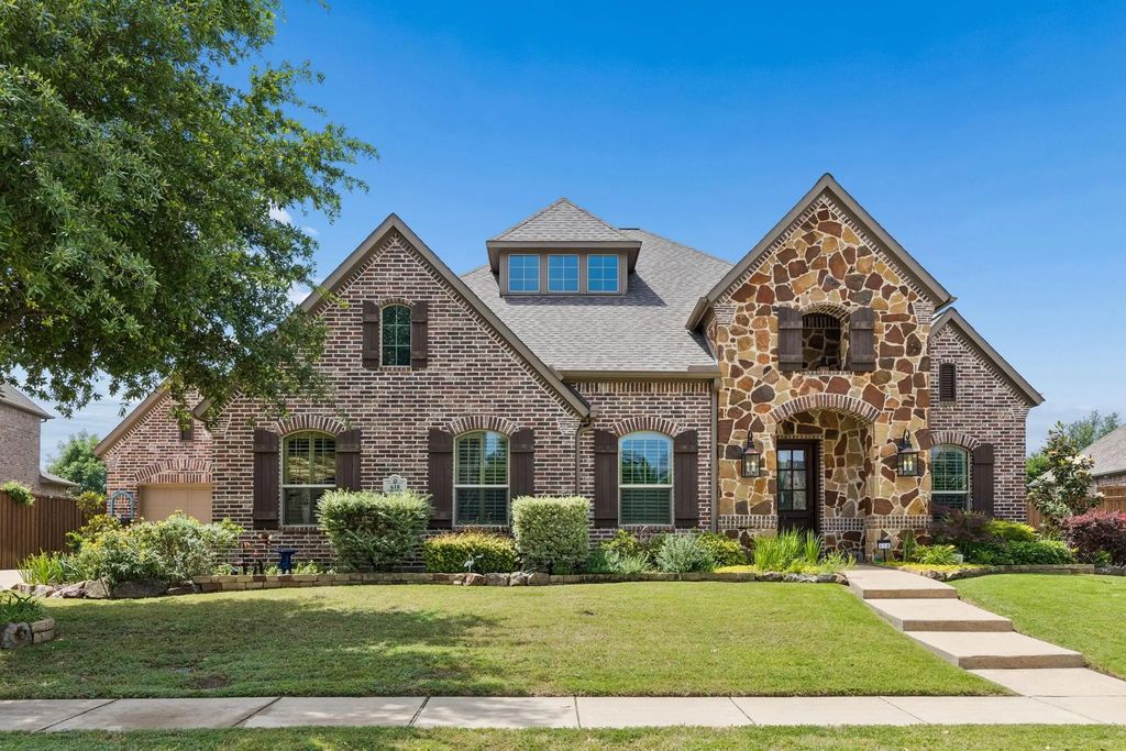 618 Forest Hill Drive, Murphy