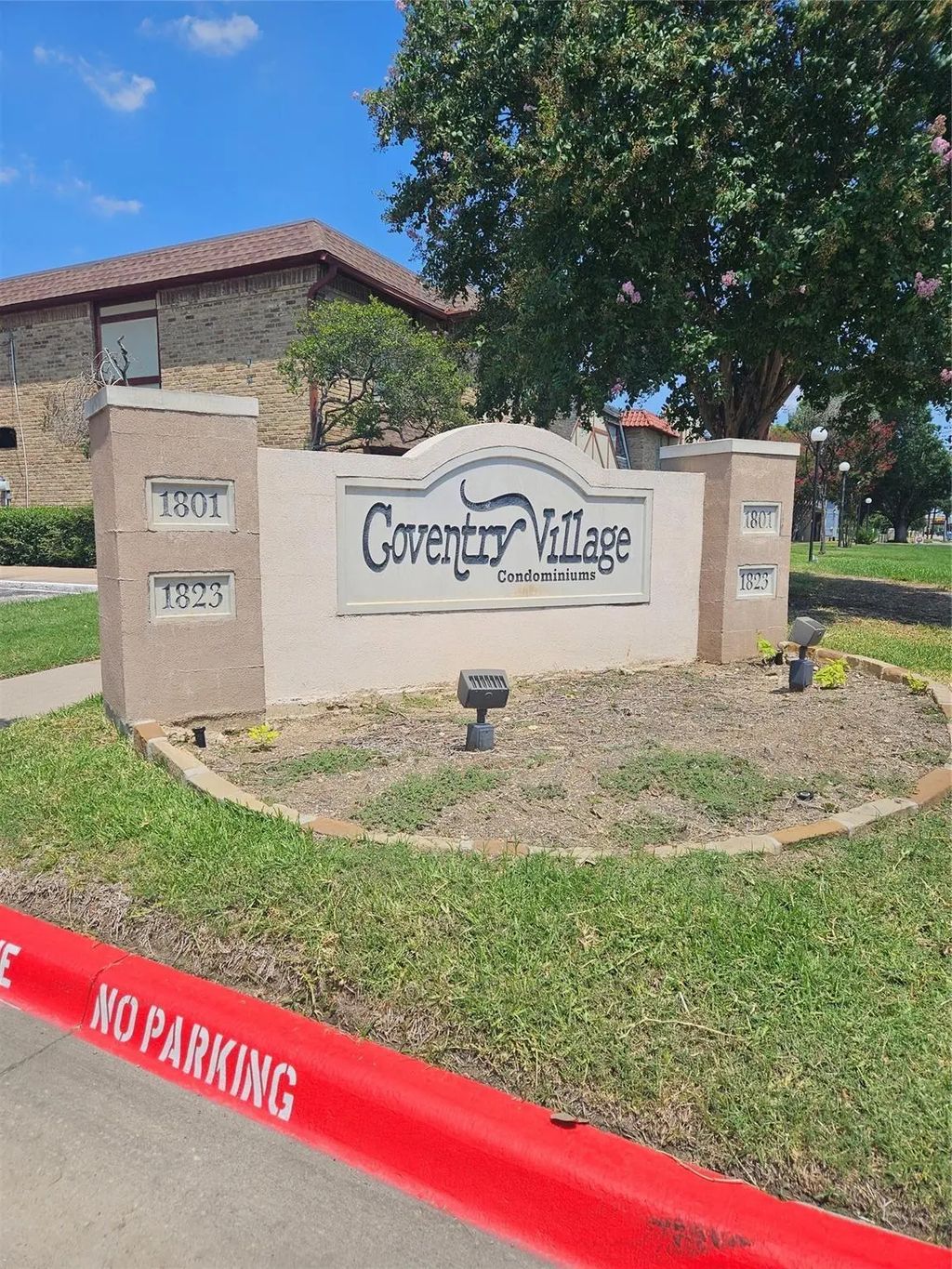 1823 E Grauwyler Road 198, Irving