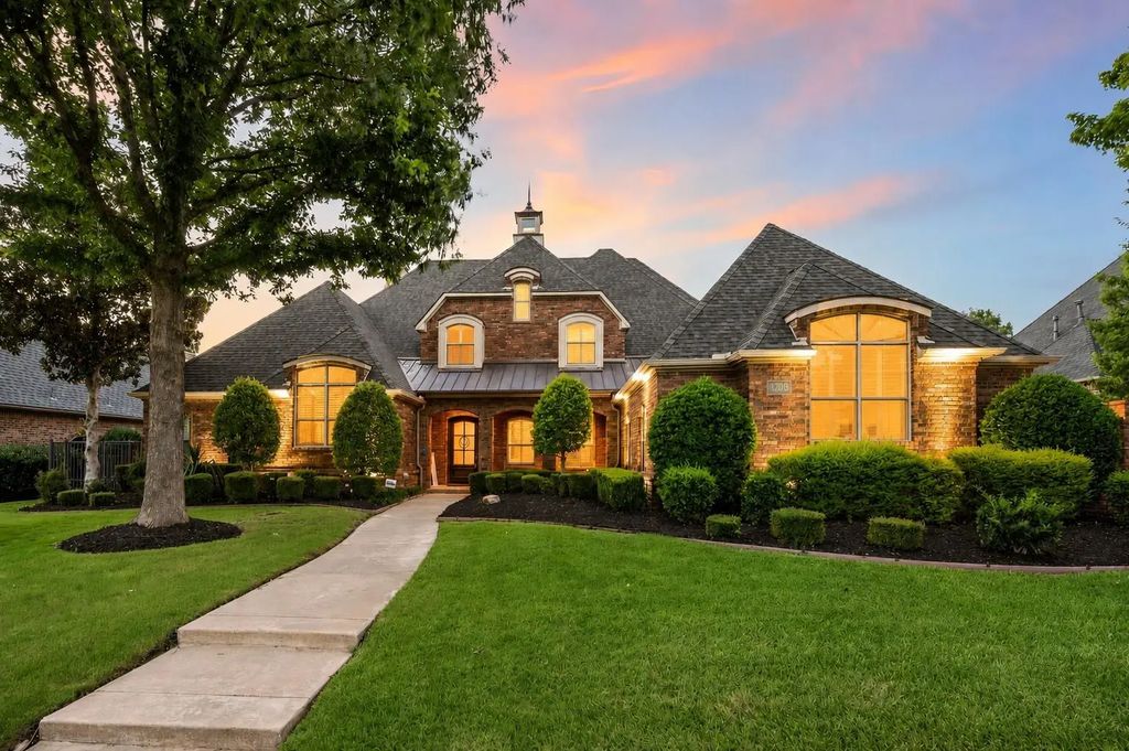 1908 Stratton Court, Colleyville