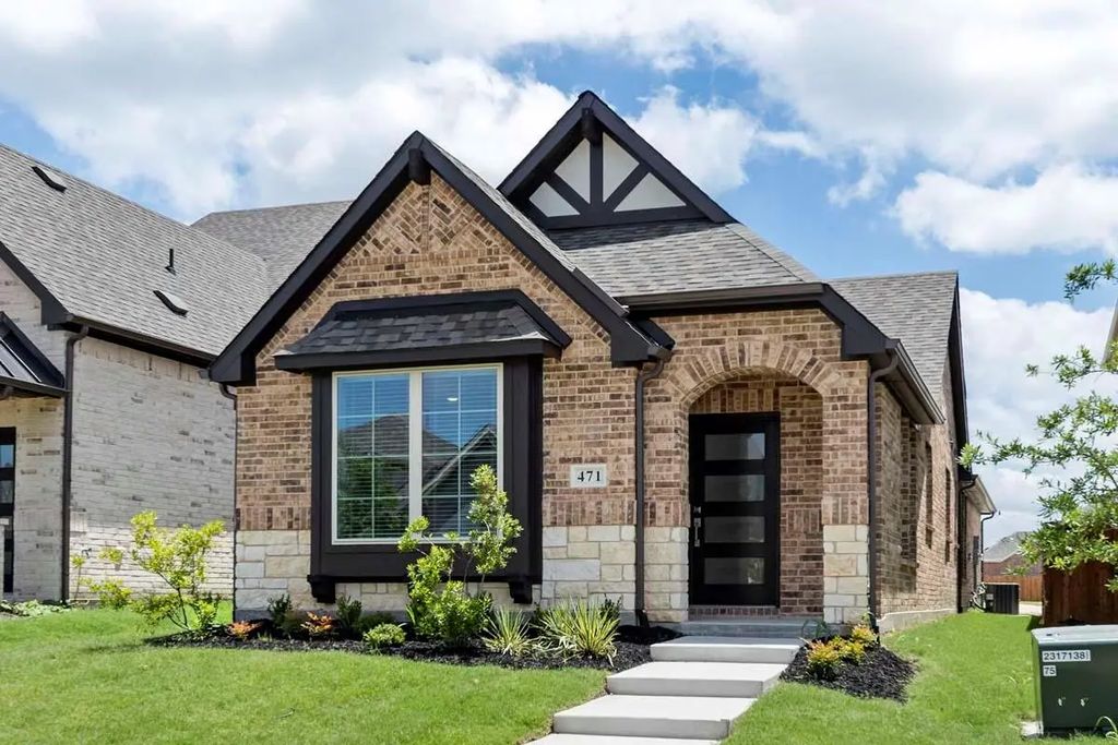 471 Shady Square Alley, Lavon
