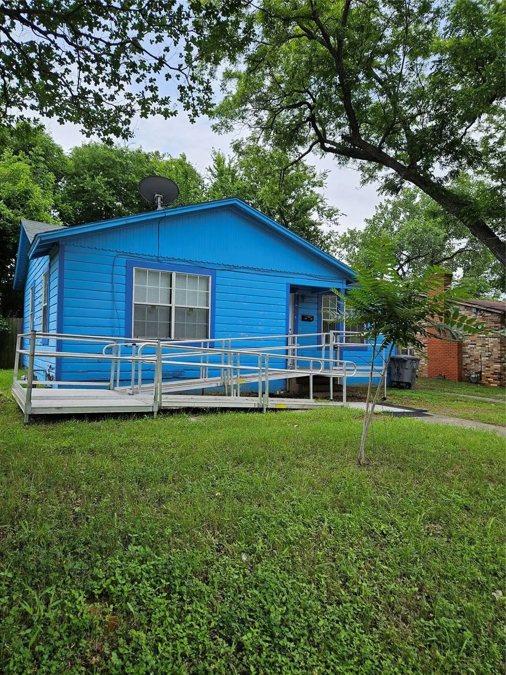 2642 Anderson Street, Dallas