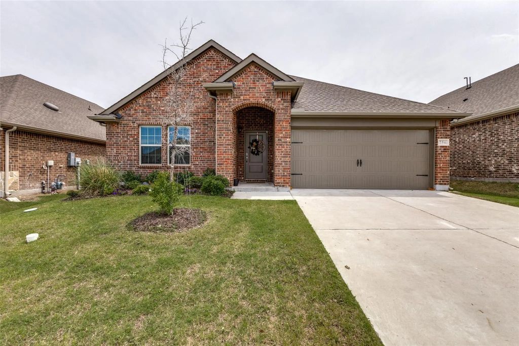 756 Daybreak Lane, Lavon