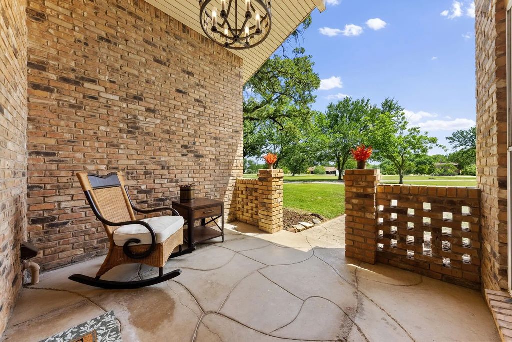 7808 Ileson Road, Aubrey