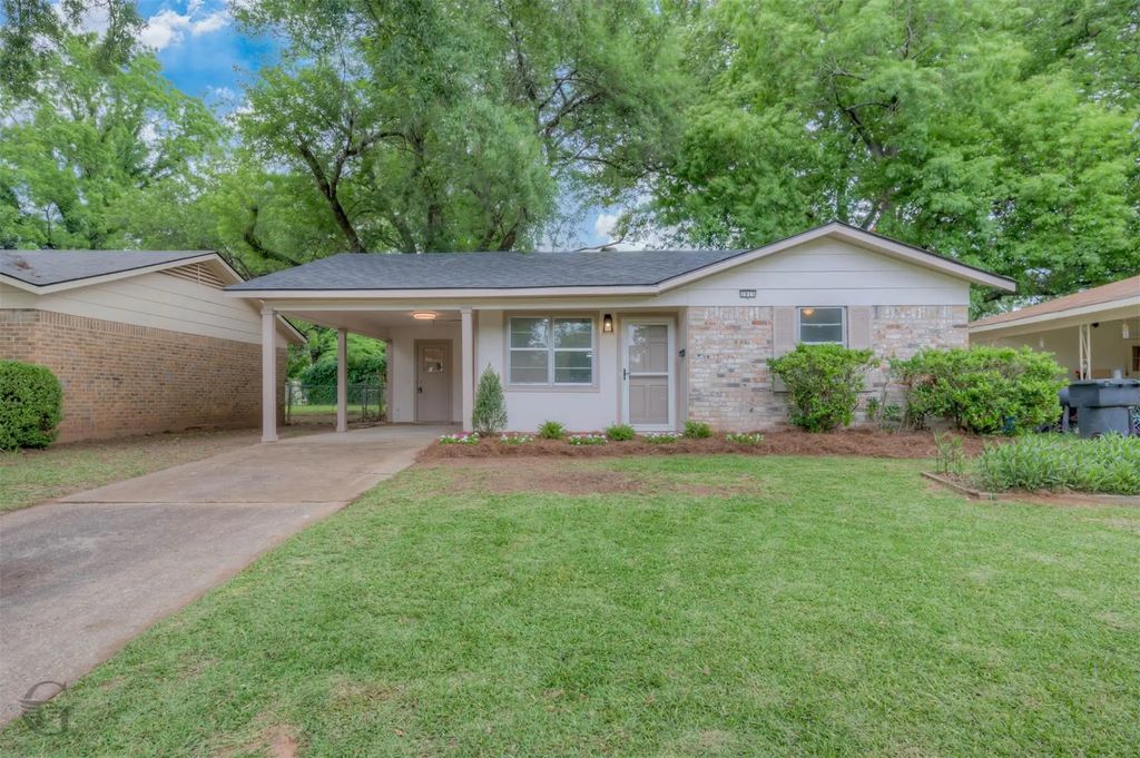 1915 Saturn Street, Bossier City
