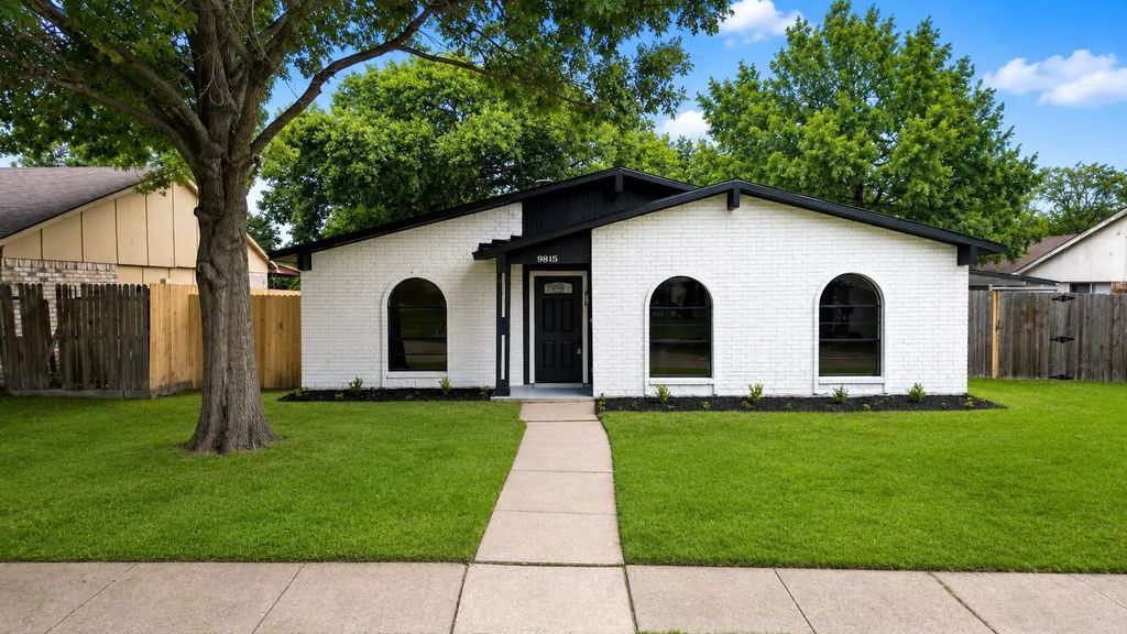 9815 Sophora Circle, Dallas