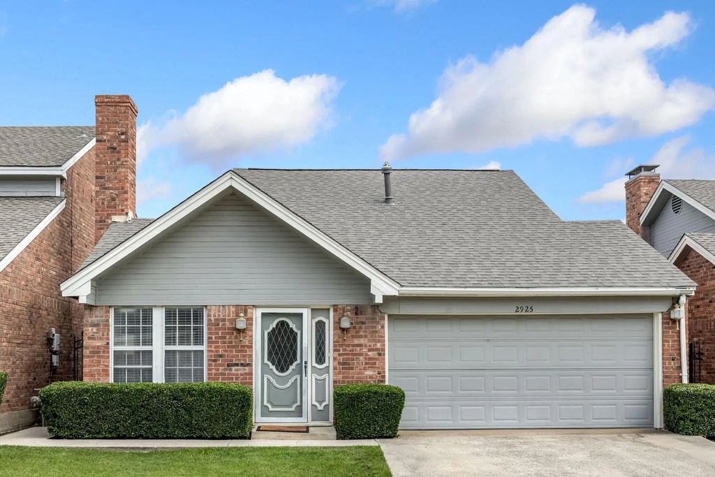 2925 Waterfront Drive, Garland