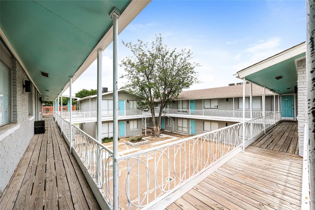 4606 Monarch Street 216, Dallas