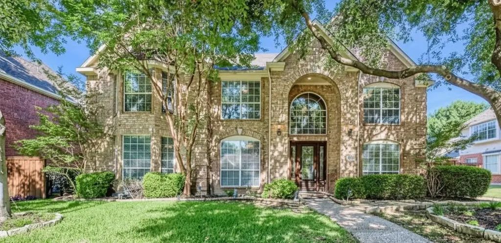 402 Montclair Drive, Allen