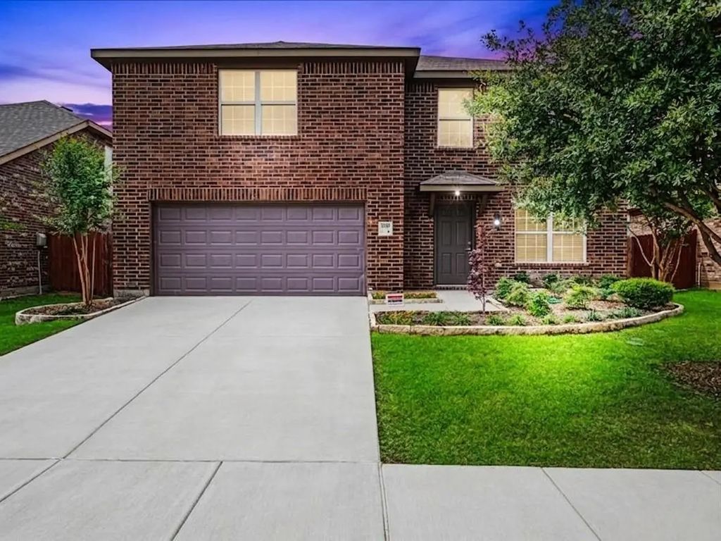 2103 Long Forest Road, Forney
