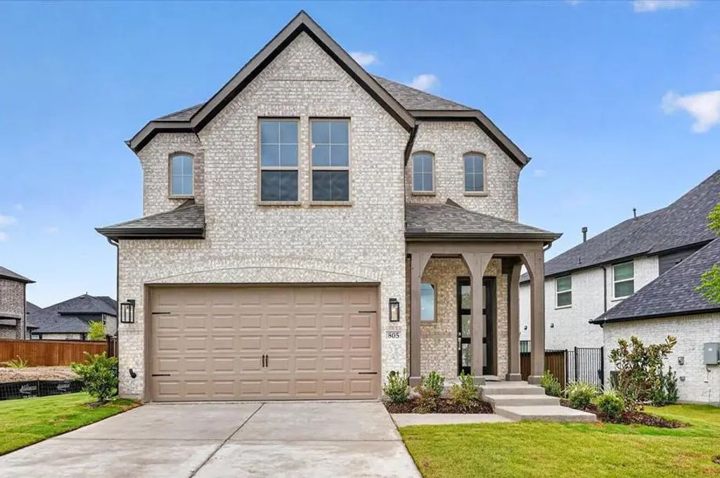 805 Willow Stream Drive, Lavon