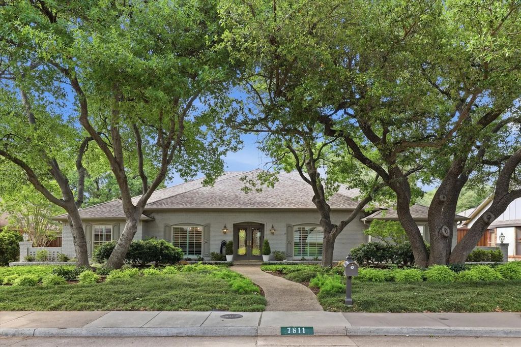 7811 Pencross Lane, Dallas