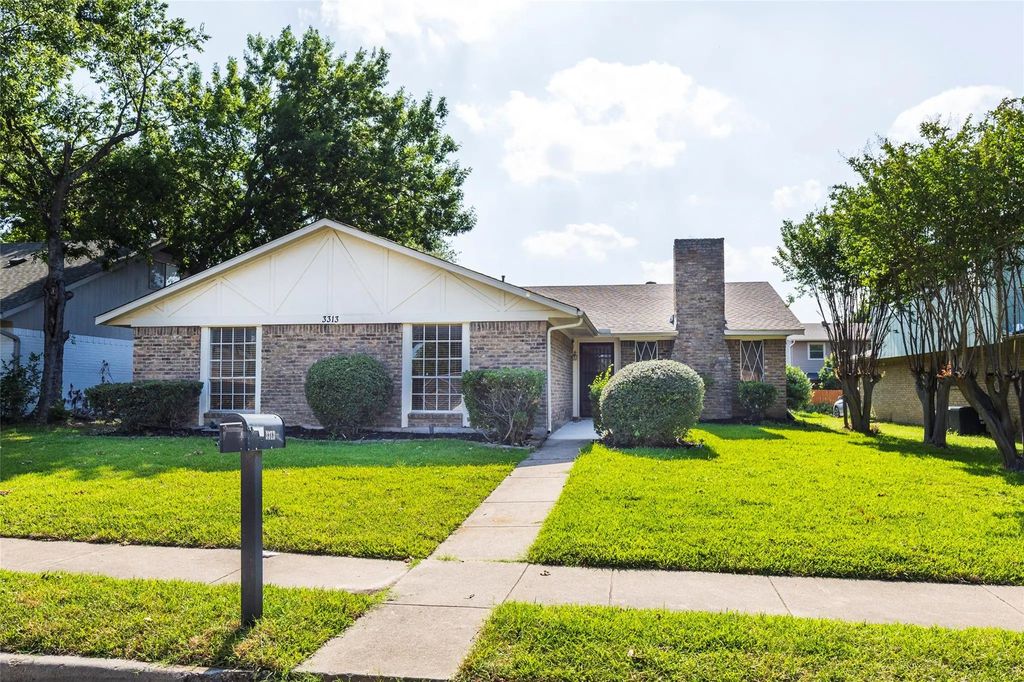 3313 Knights Haven Lane, Garland
