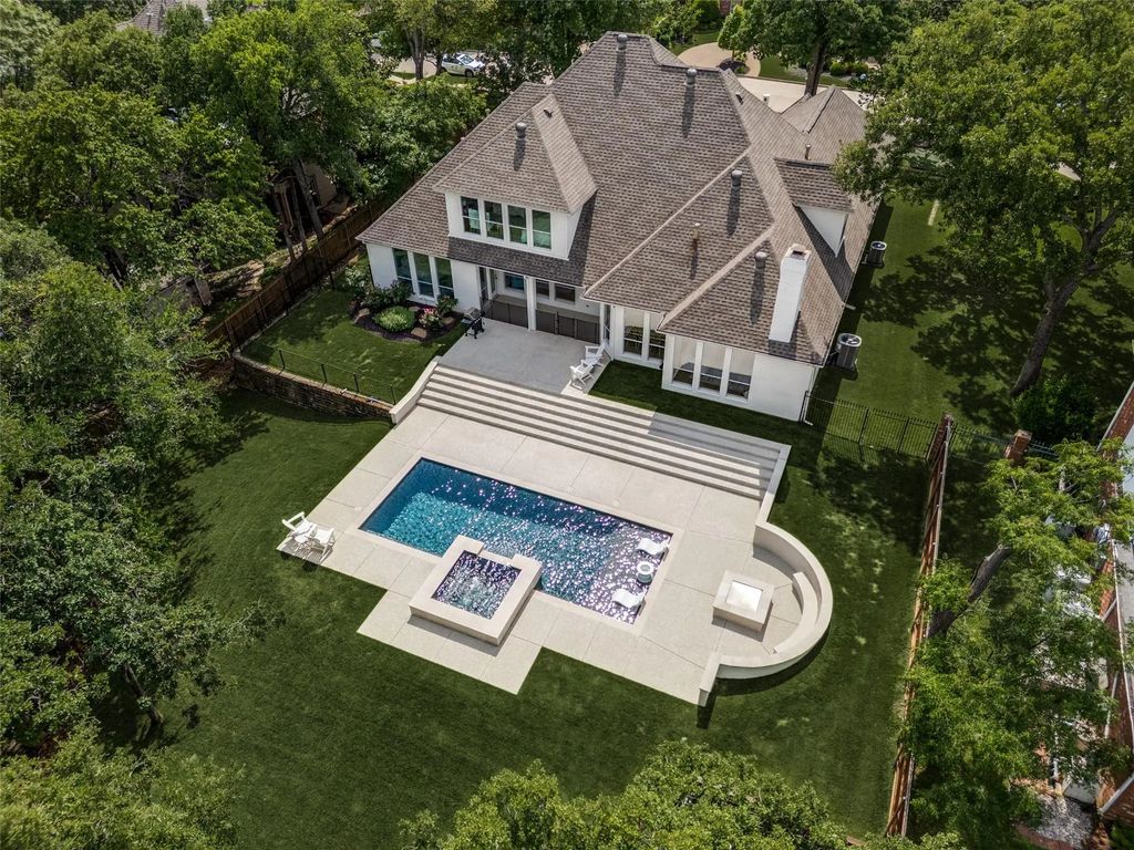 309 Donley Court, Southlake