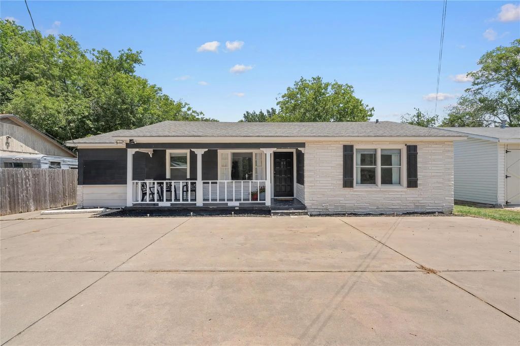 3108 S 3rd Street, Waco